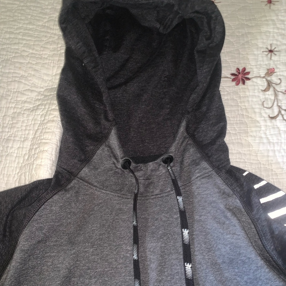 *AUTHENTIC* AMERICAN EAGLE thermal hoodie